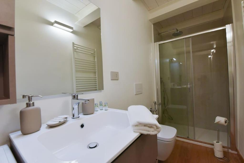 Apartament Loft 21 - Lussuoso Ed Elegante A Due Passi Dal Mare Finale Ligure Zewnętrze zdjęcie
